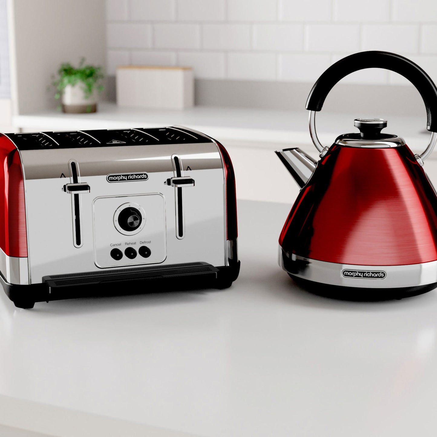 MORPHY RICHARDS 100133 VENTURE PYRAMID KETTLE 1.5L - RED