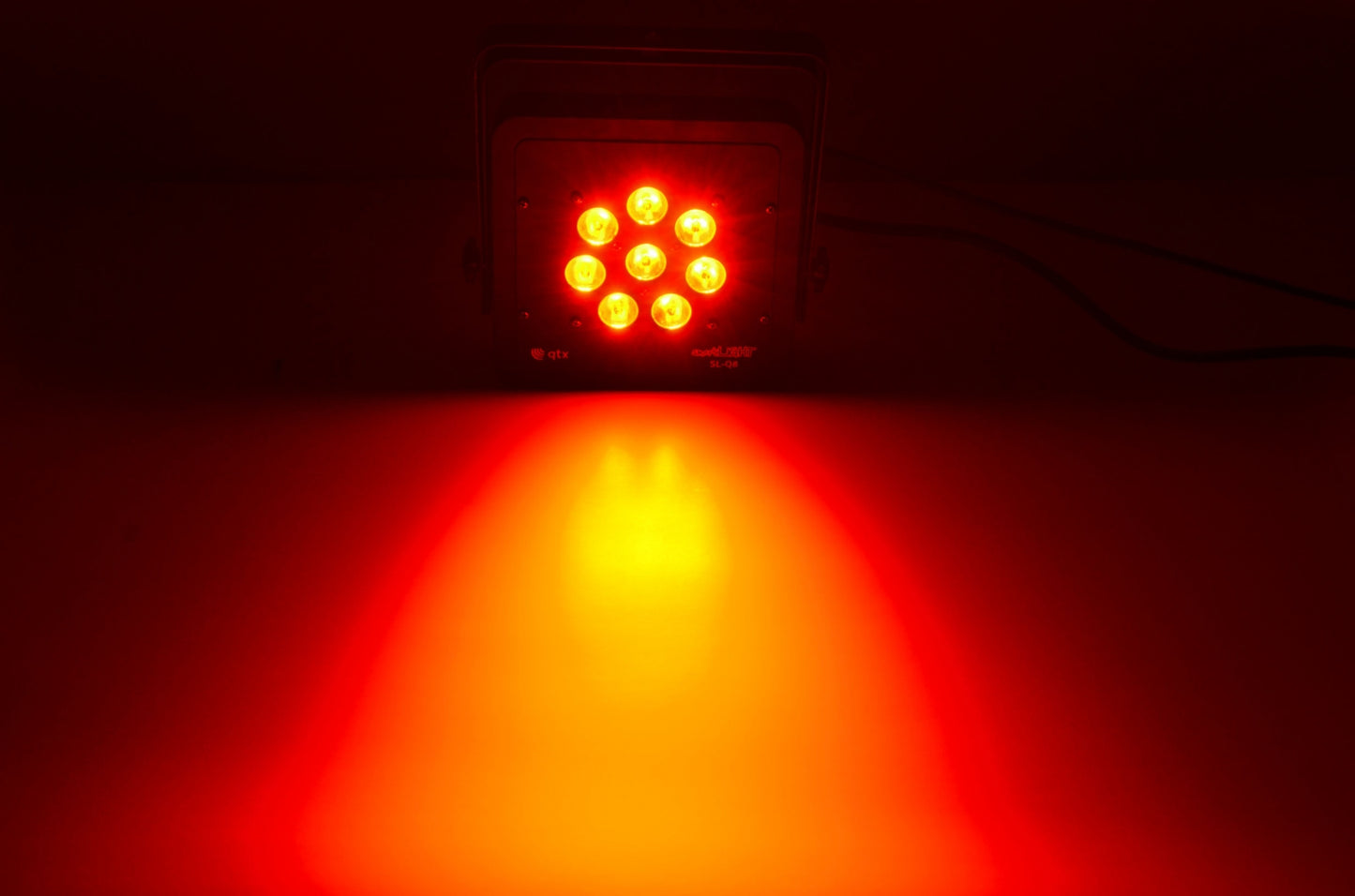 QTX SL-Q8 100W Smart LIGHT PAR CAN 154.009UK