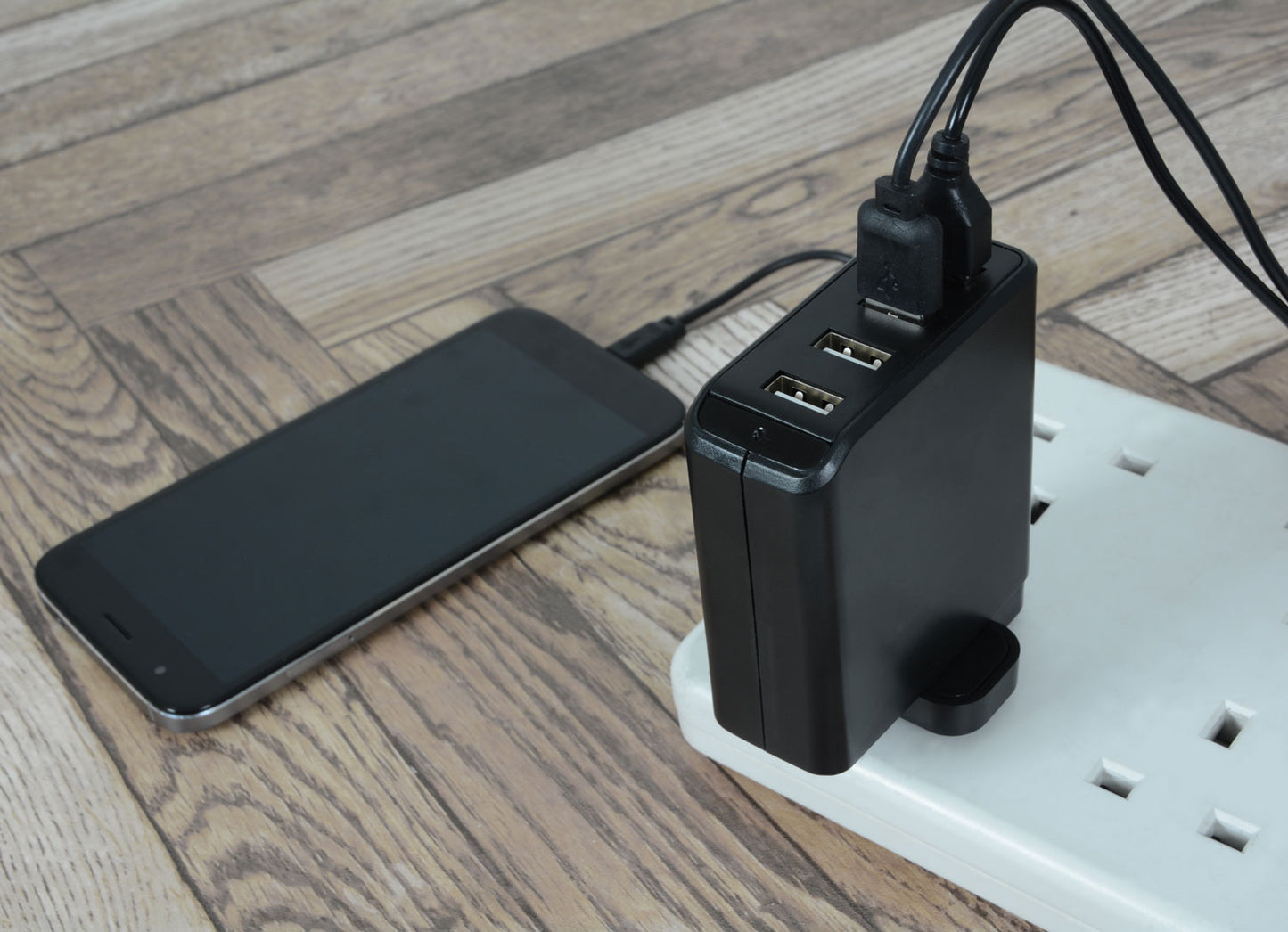 Mercury Quad USB Charger 4.8A 421.765UK