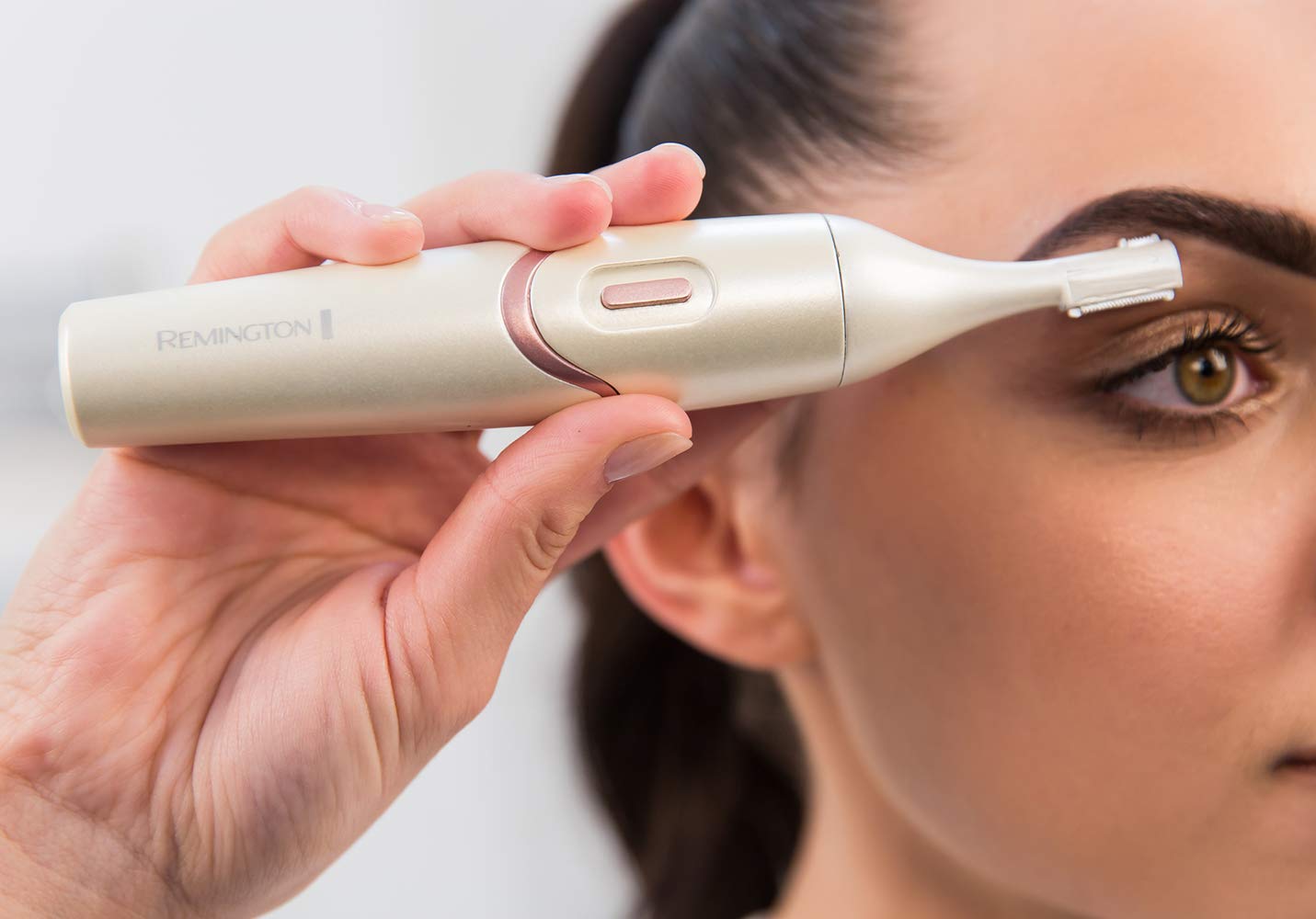 Remington EP7070 Facial Cleansing Brush Smooth & Silky