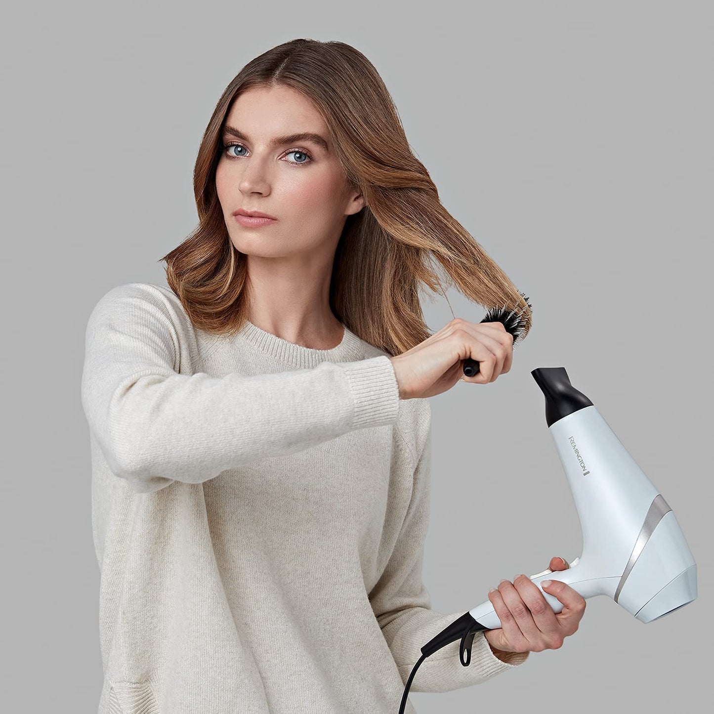 REMINGTON AC8901 Hair Dryer Hydraluxe 2300W White