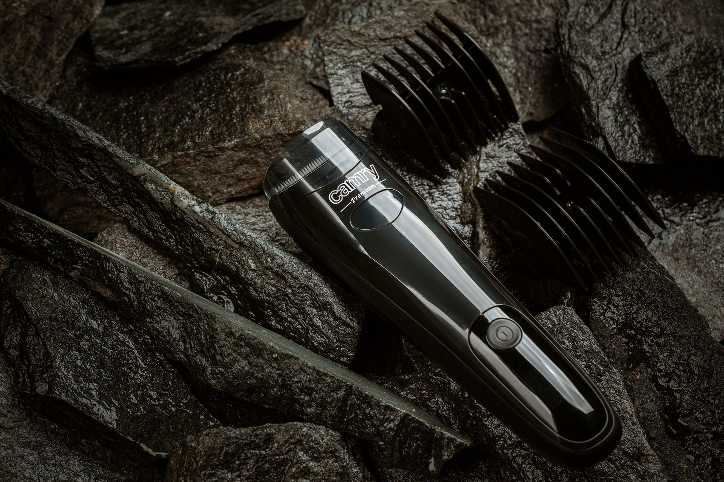 Camry CR2833 Vacuum Beard Trimmer USB Charger LCD Display