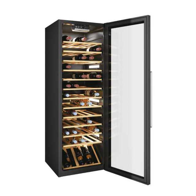 CANDY CWC 200 EELW W/Cooler B-Class 82-Bottles