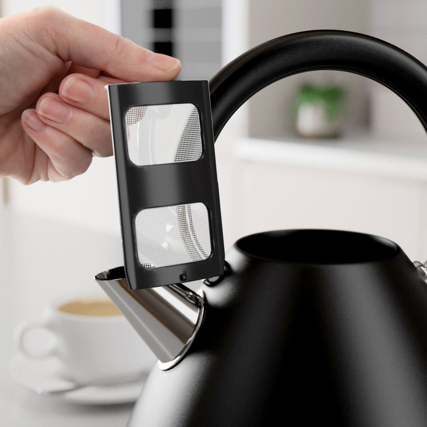 MORPHY RICHARDS 100131 VENTURE PYRAMID KETTLE 1.5L - BLACK