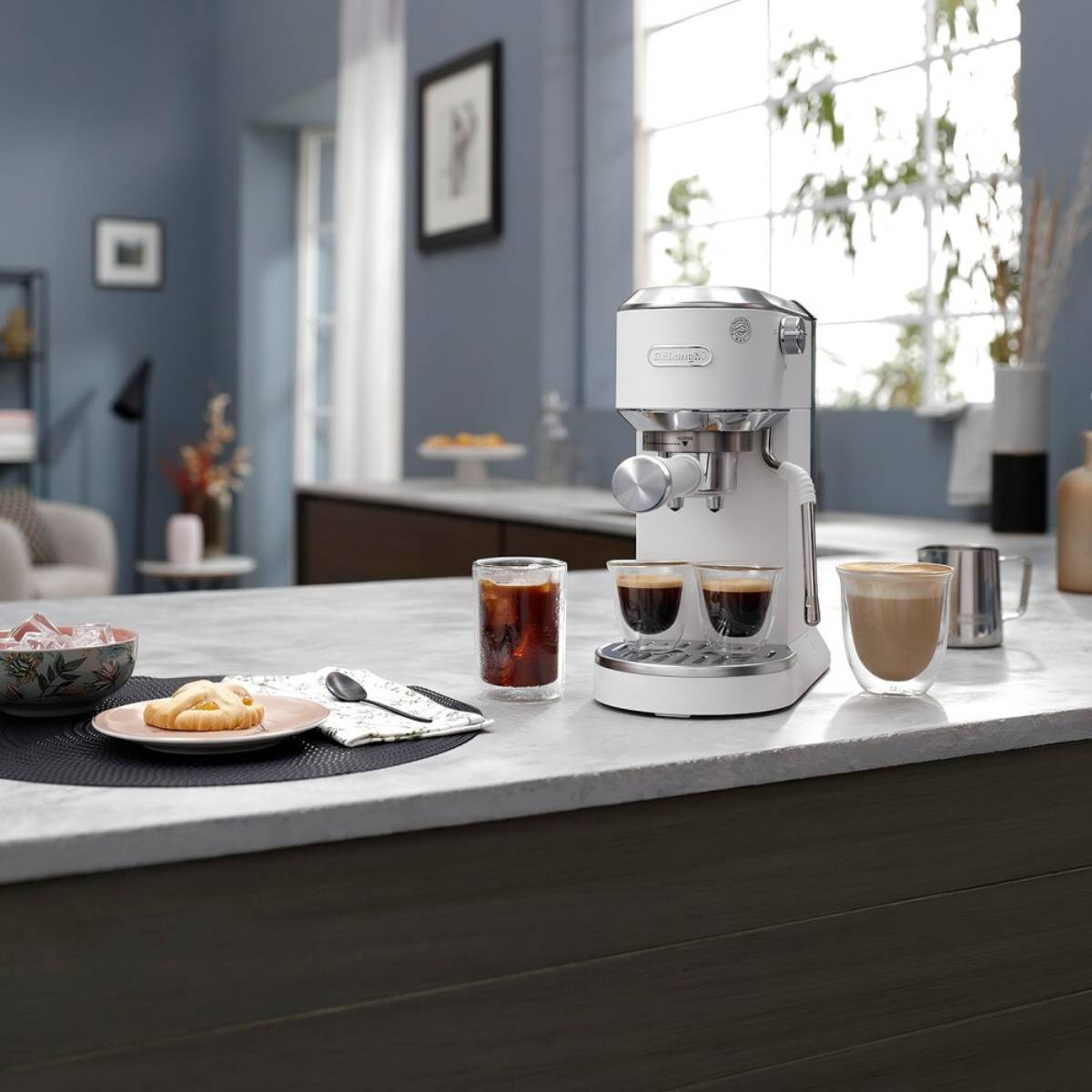 DELONGHI EC890.WI Dedica Duo Espresso Machine, White