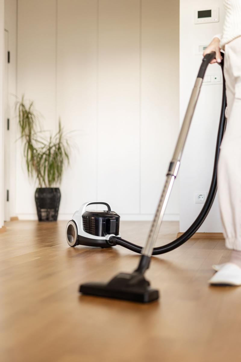 Gorenje Cleaning Vacuum Bagless 800W 2.2L VCE01G2AW