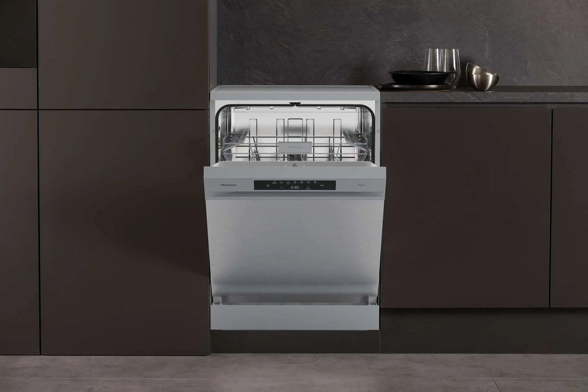 Hisense HS642C90X Freestanding Dishwasher