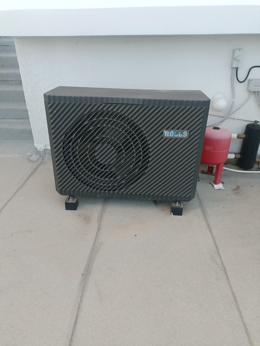 Rolls Ghost Series Heat Pump R290 A+++