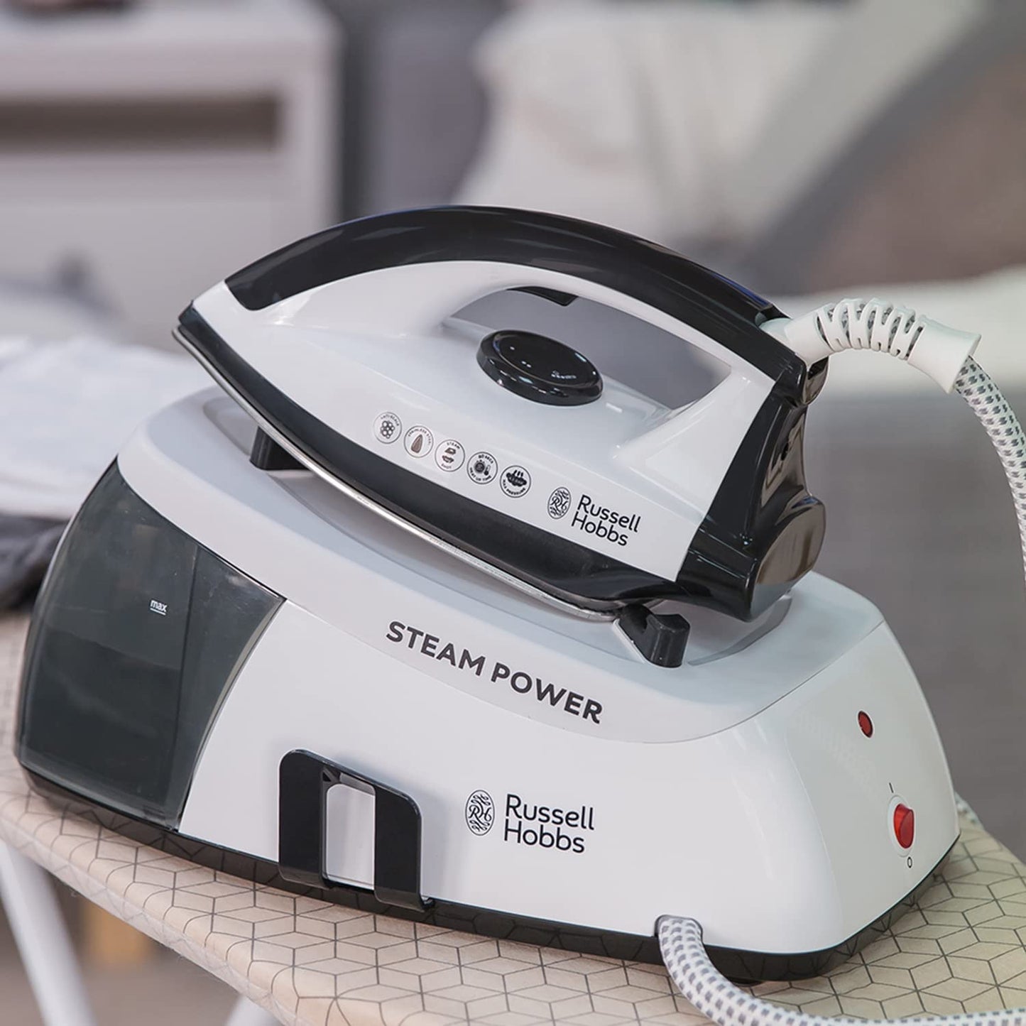 Russell Hobbs 24420 Steam Power Generator Iron 2400W Black