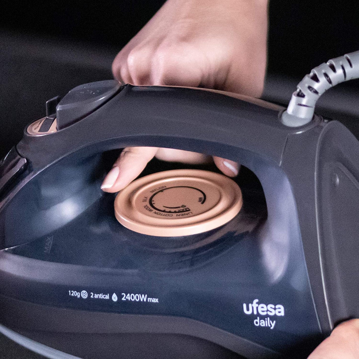 UFESA PV1100C Steam Iron 2400W
