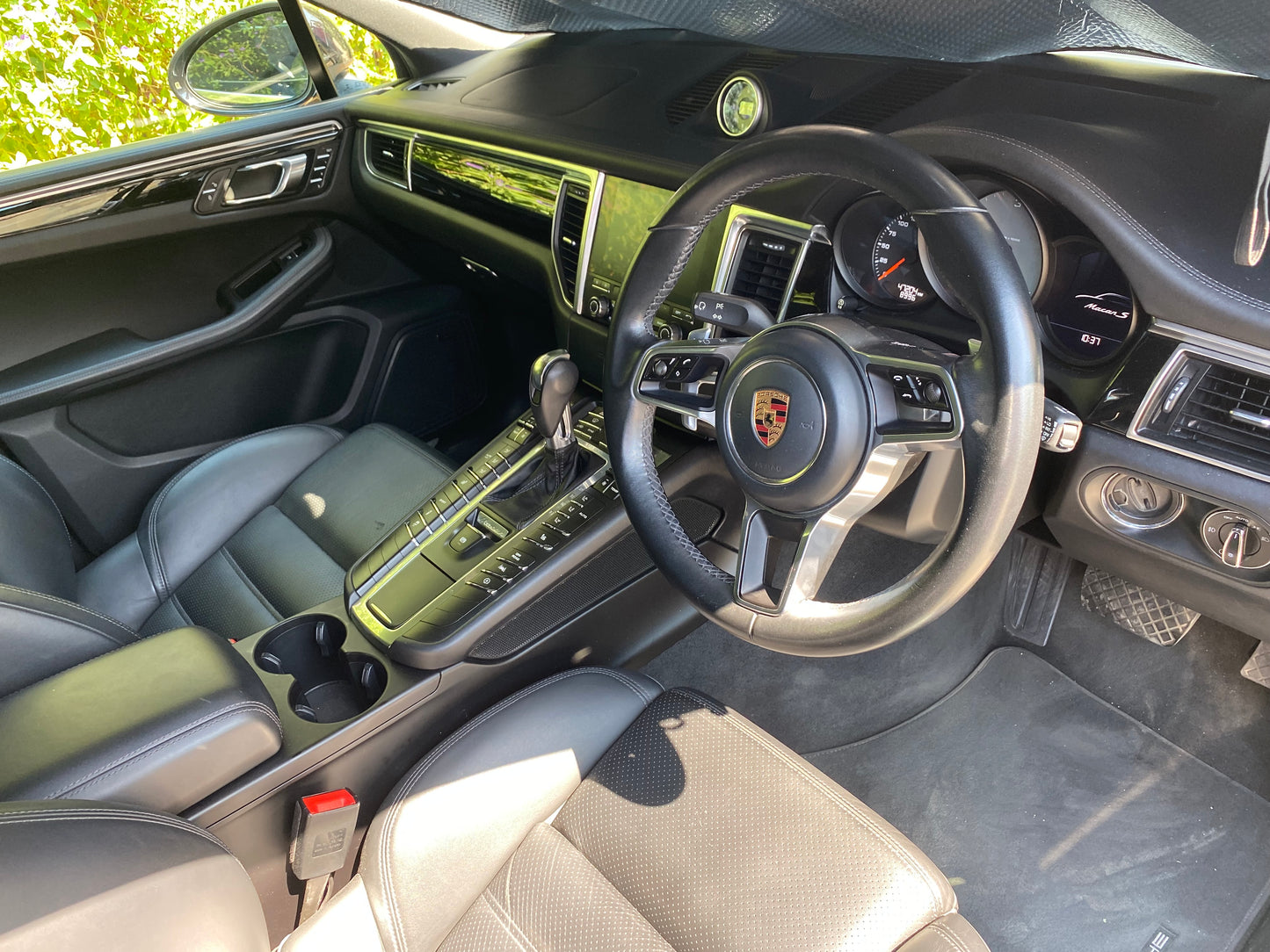 Porsche Macan S 2016  3.0L turbo diesel 258hp