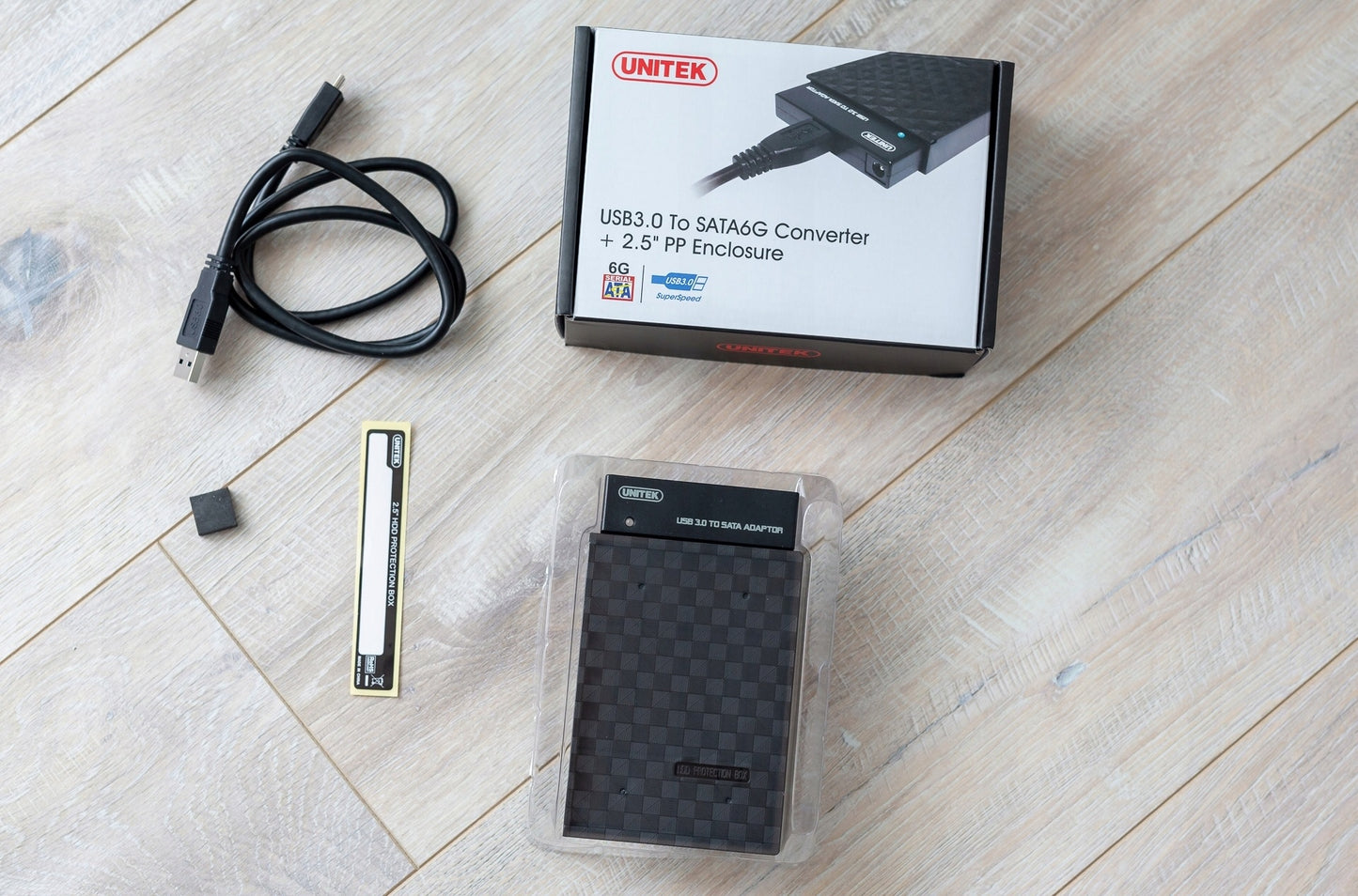 Unitek Y-1039B USB3.0 to SATA6G Converter + 2.5'' HDD Enclosure