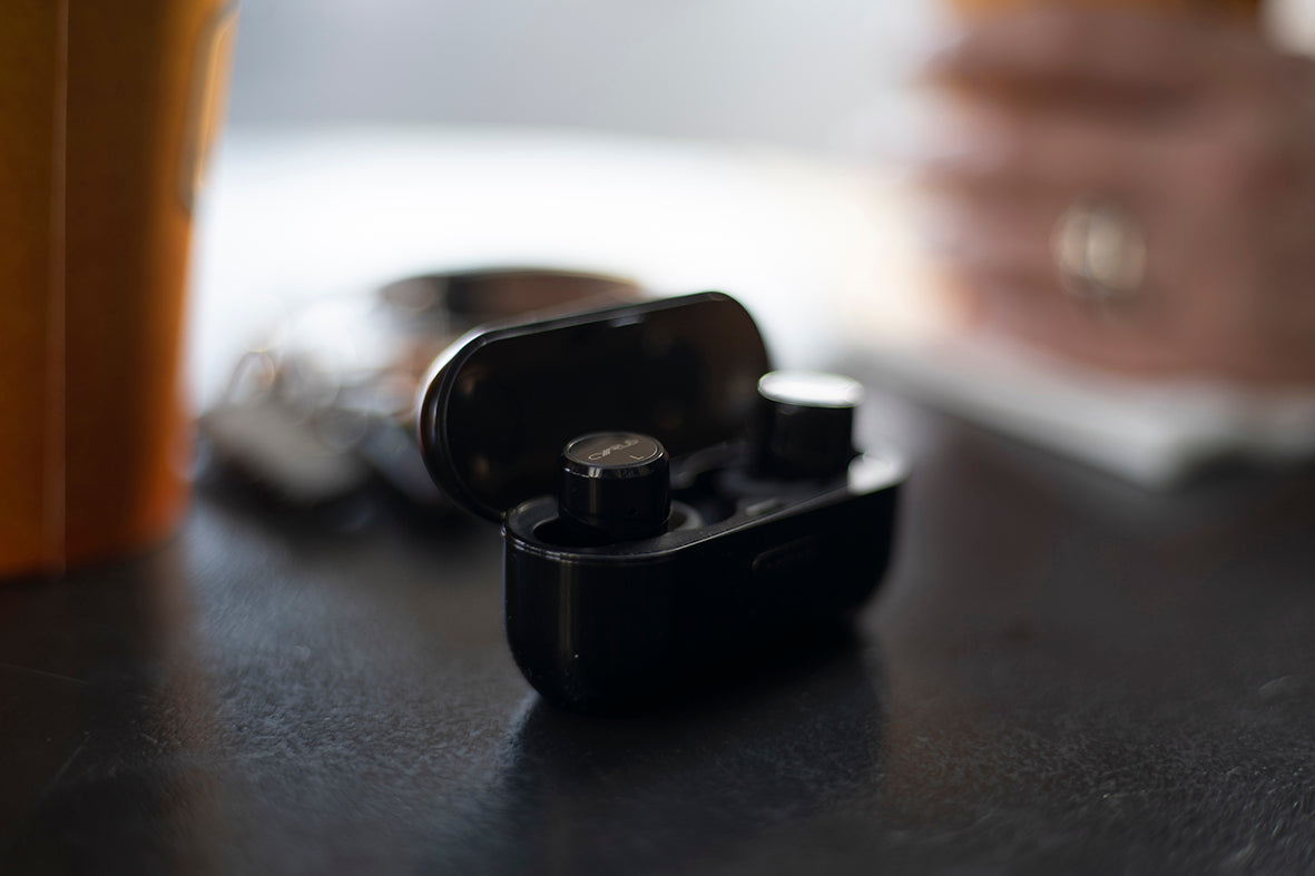 Cyrus Soundbuds Audiophile Sports Earbuds Black
