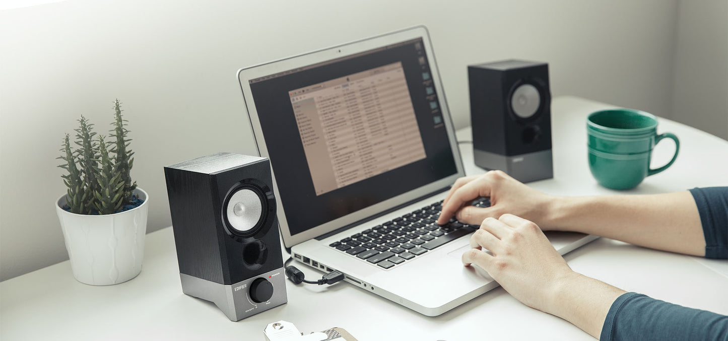Edifier R19U Compact USB-Audio PC Speakers 4W Black